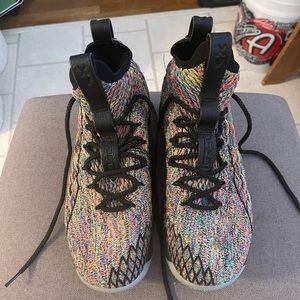 Nike LeBorn 15 multi color